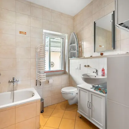 In Sebnitz, Cleaning Included Lejlighed